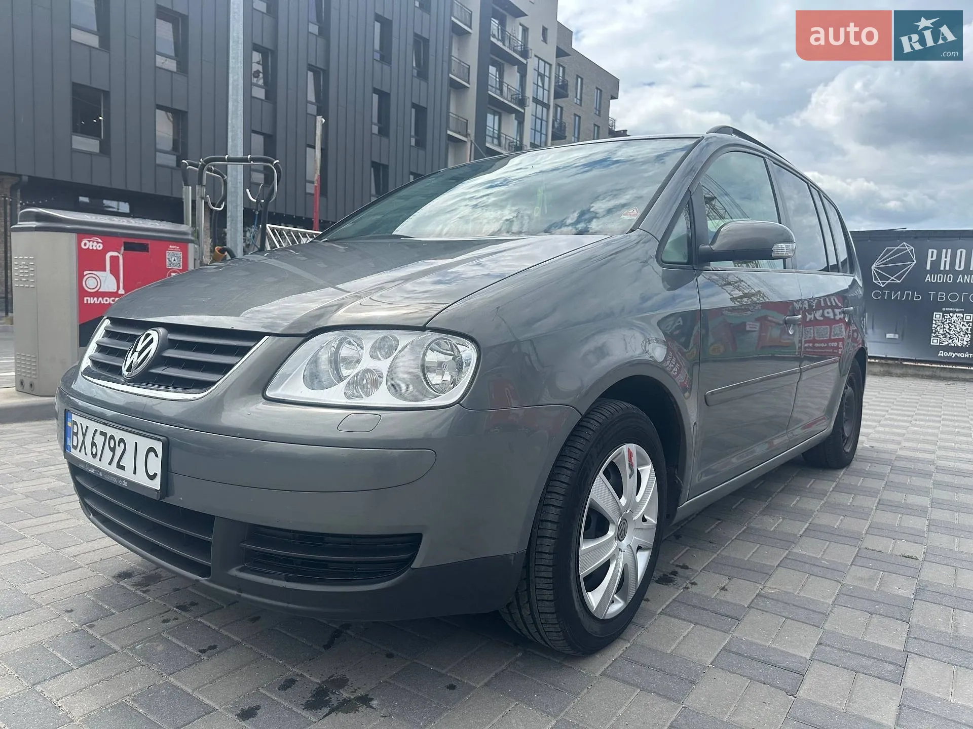 Volkswagen Touran, 2006