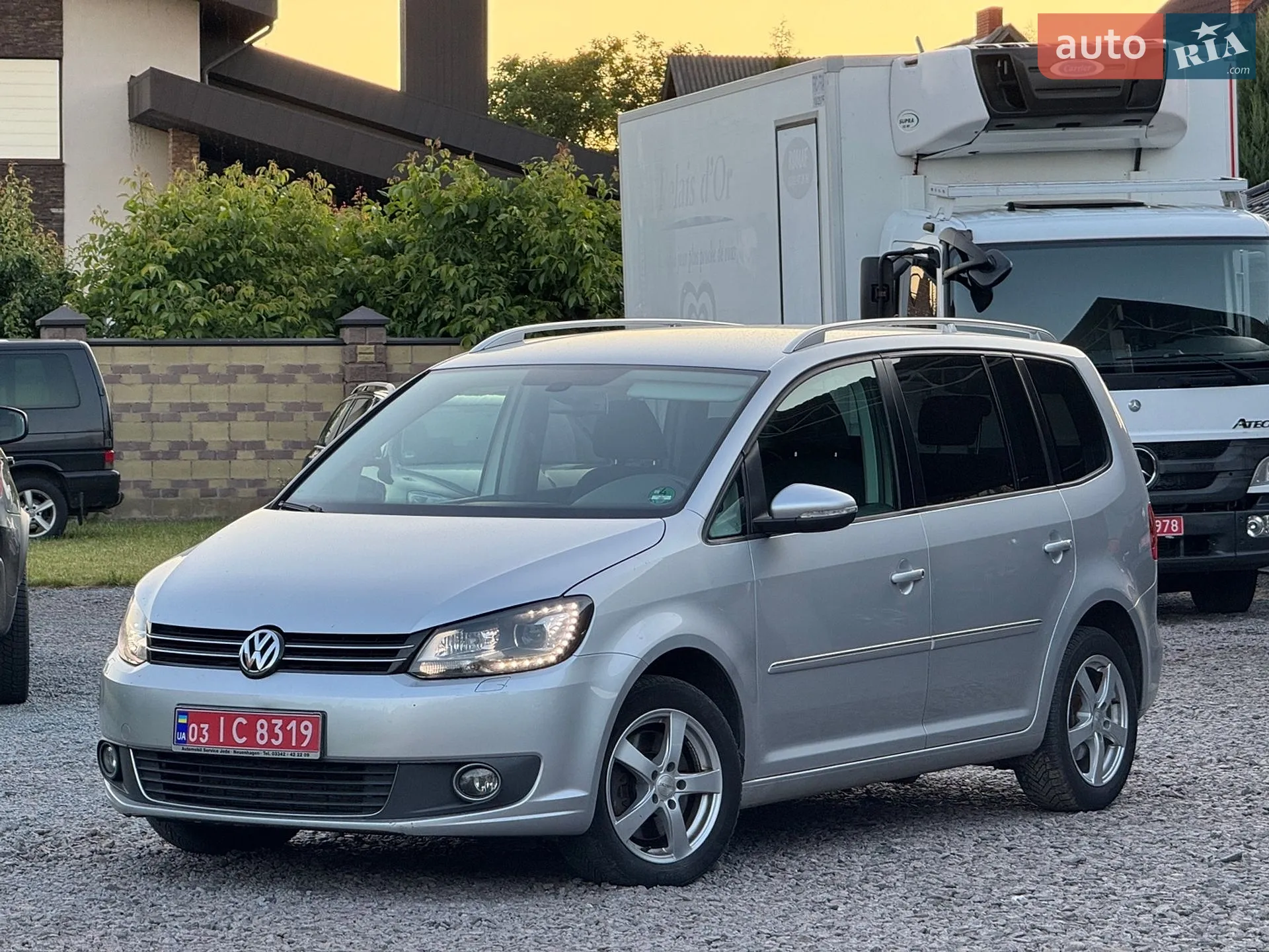 Volkswagen Touran, 2011