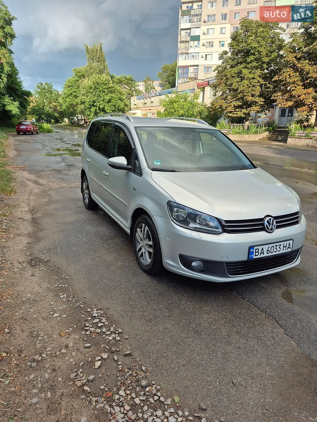 Volkswagen Touran, 2014