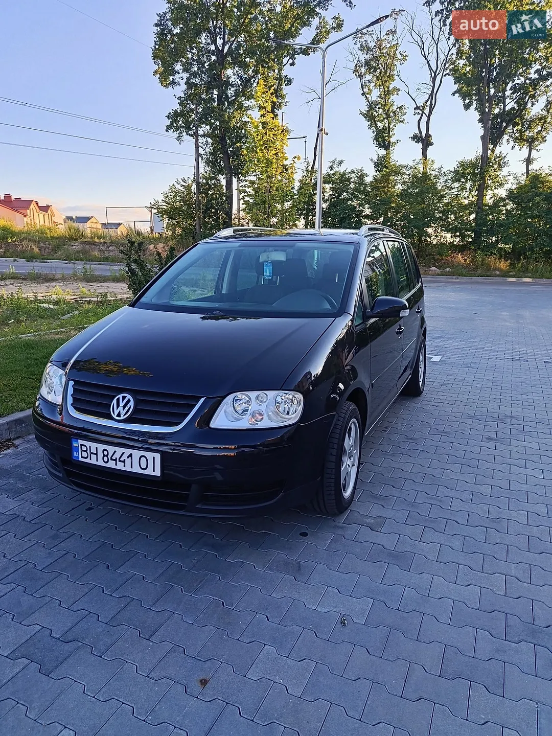 Volkswagen Touran, 2004