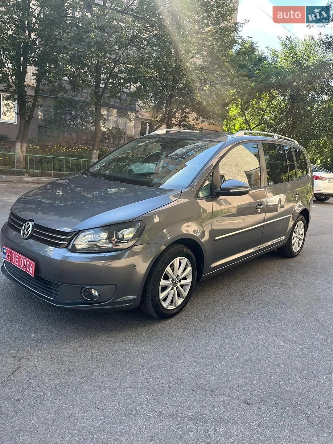 Volkswagen Touran, 2010