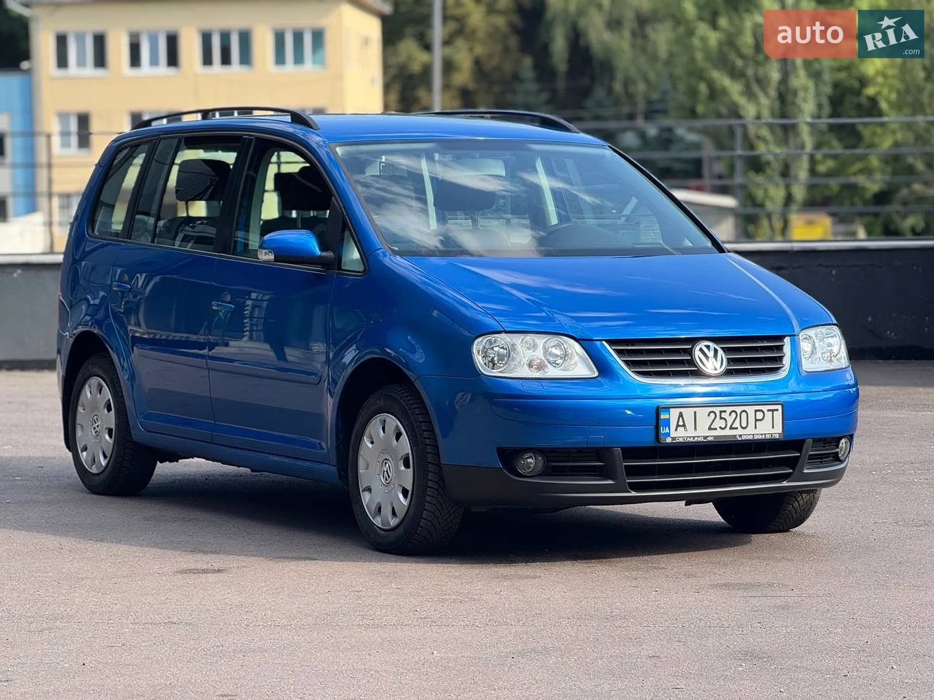 Volkswagen Touran 2004 — 1
