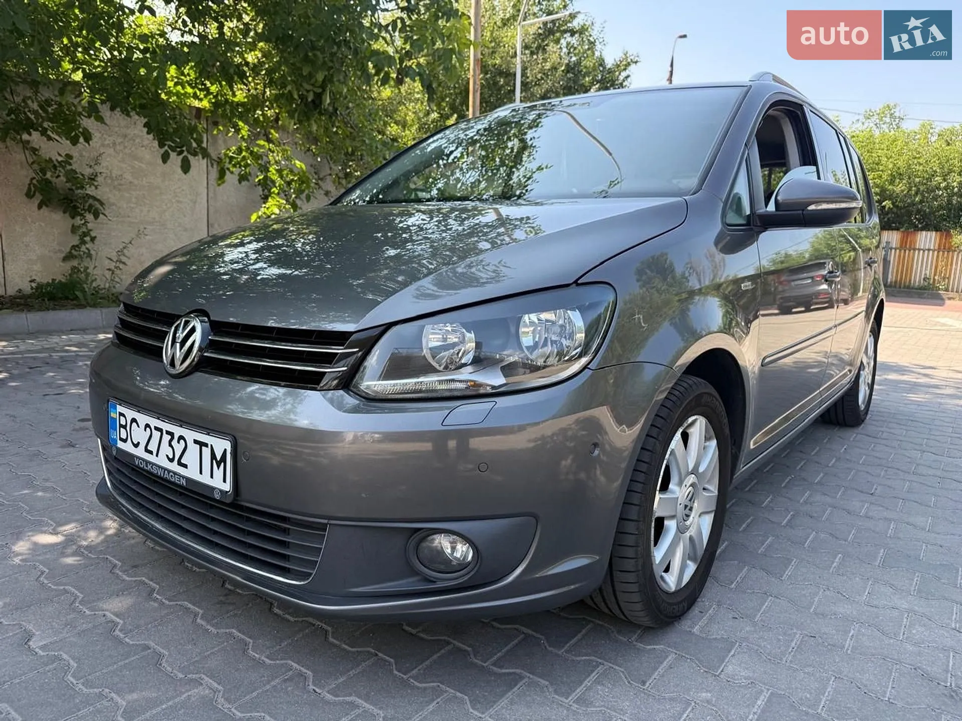 Volkswagen Touran, 2013