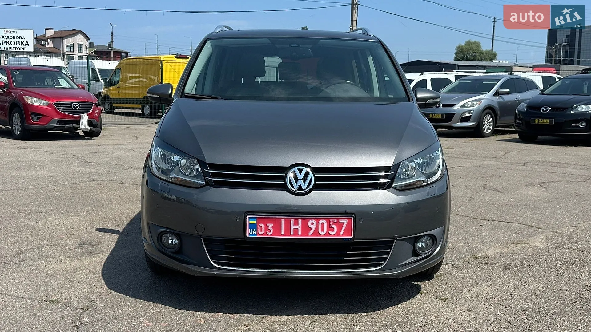 Volkswagen Touran, 2012