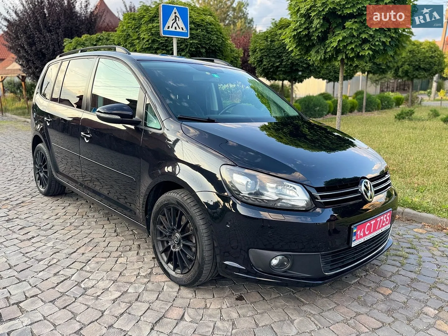 Volkswagen Touran, 2011