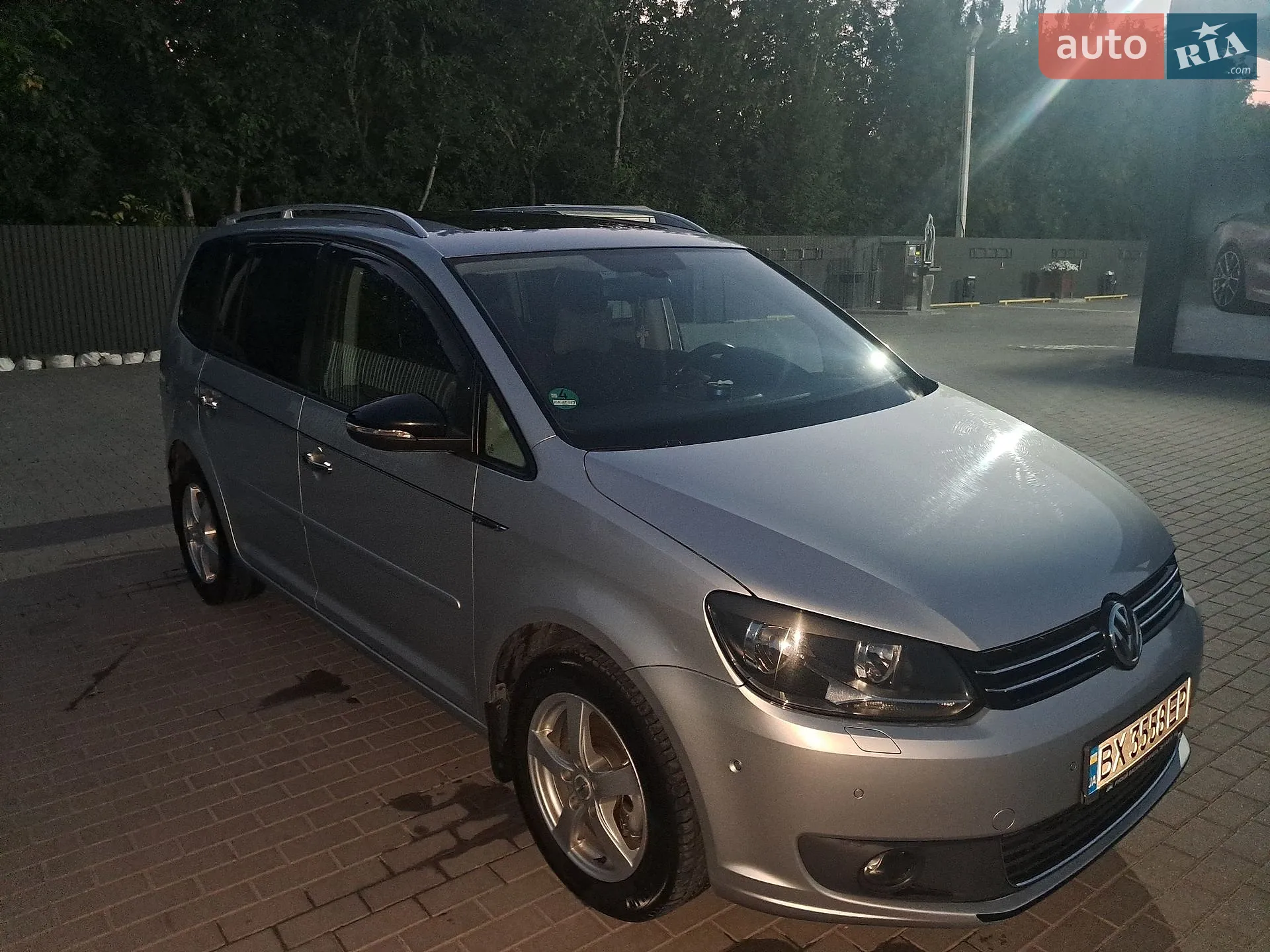 Volkswagen Touran, 2011