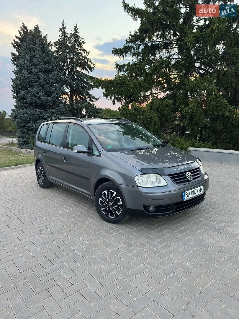Volkswagen Touran, 2003