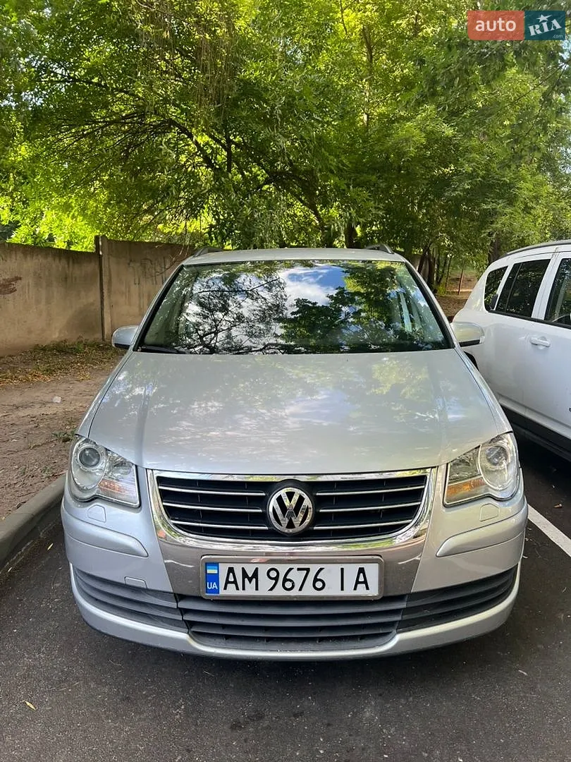 Volkswagen Touran, 2009