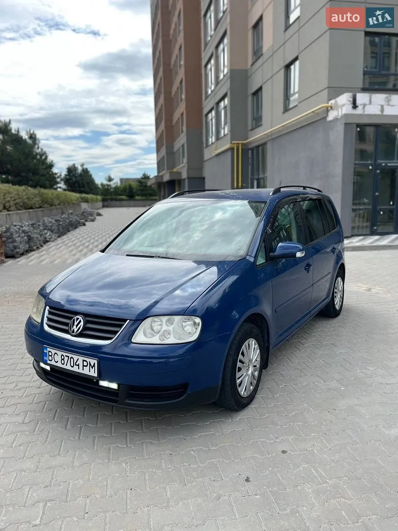 Volkswagen Touran, 2004