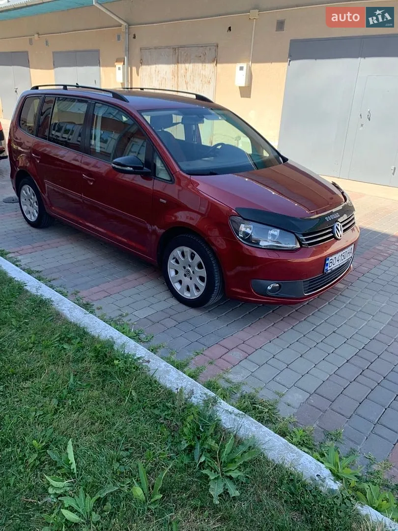 Volkswagen Touran, 2012