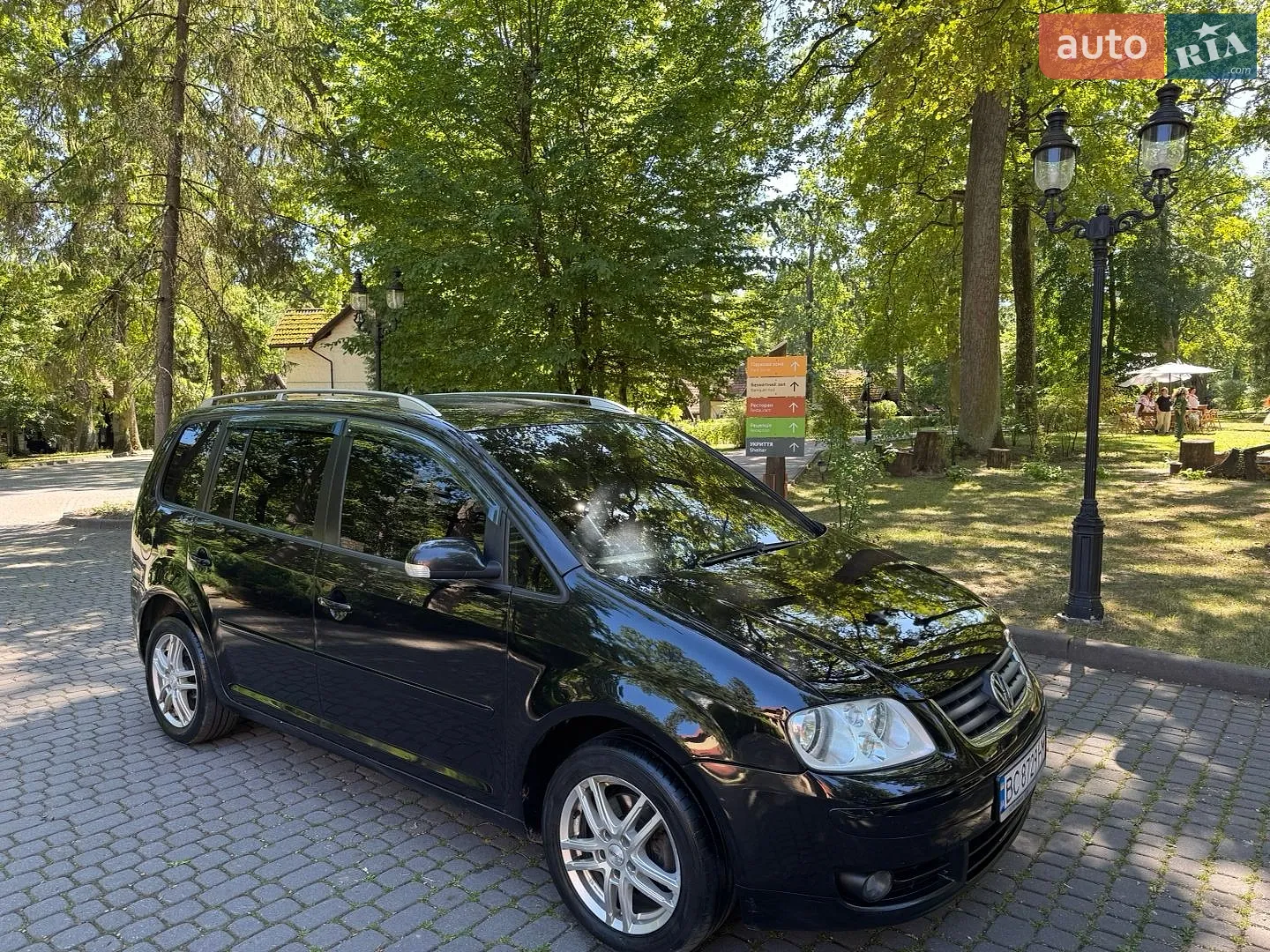 Volkswagen Touran, 2004