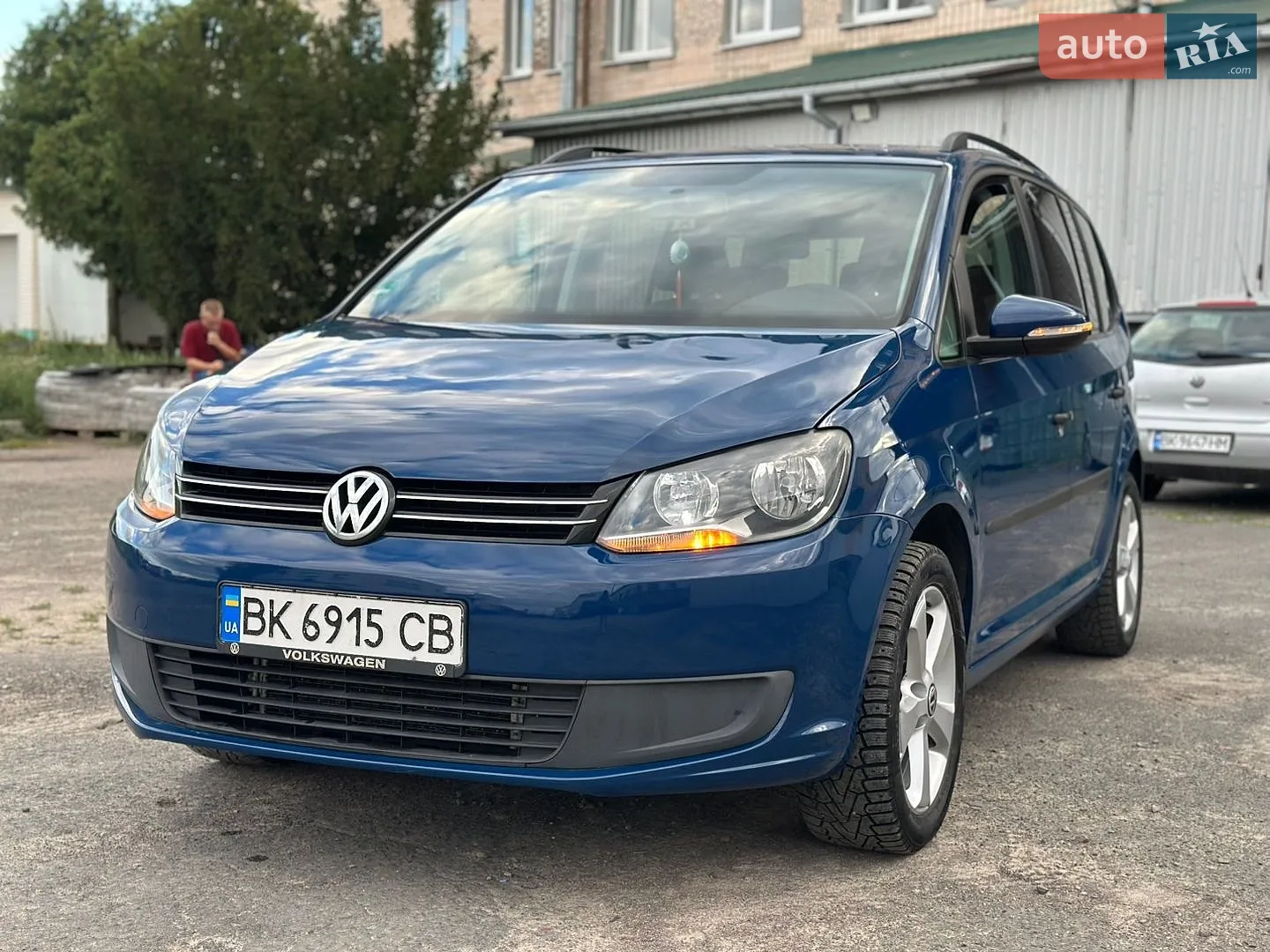 Volkswagen Touran, 2012