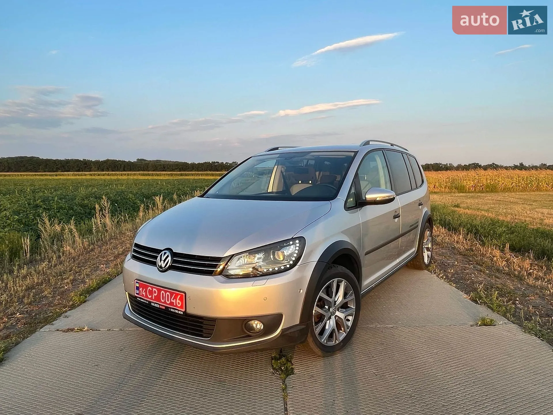 Volkswagen Touran, 2014