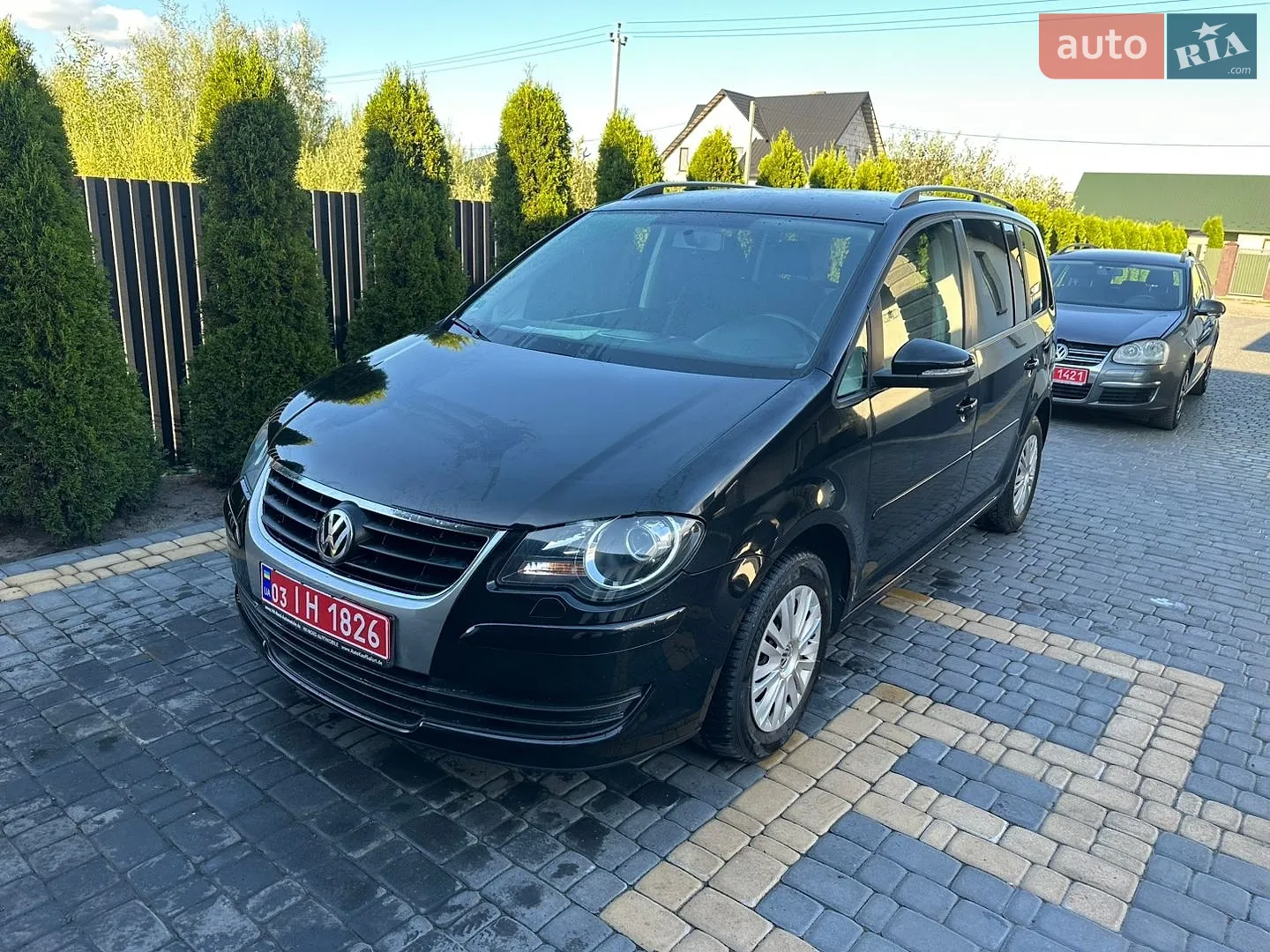Volkswagen Touran, 2010