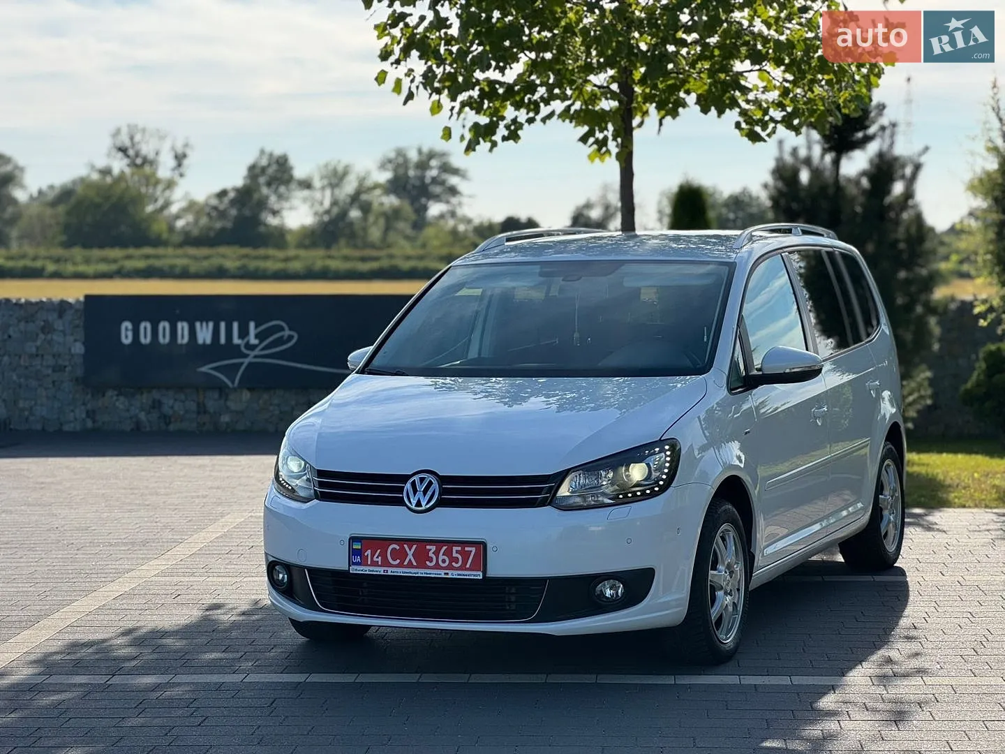 Volkswagen Touran, 2014