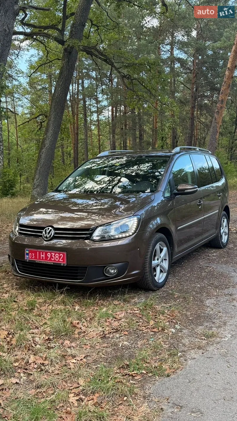 Volkswagen Touran, 2012
