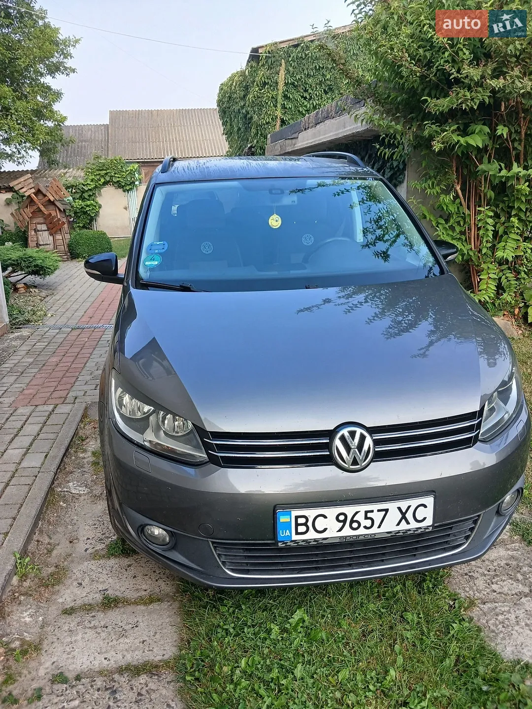 Volkswagen Touran, 2012
