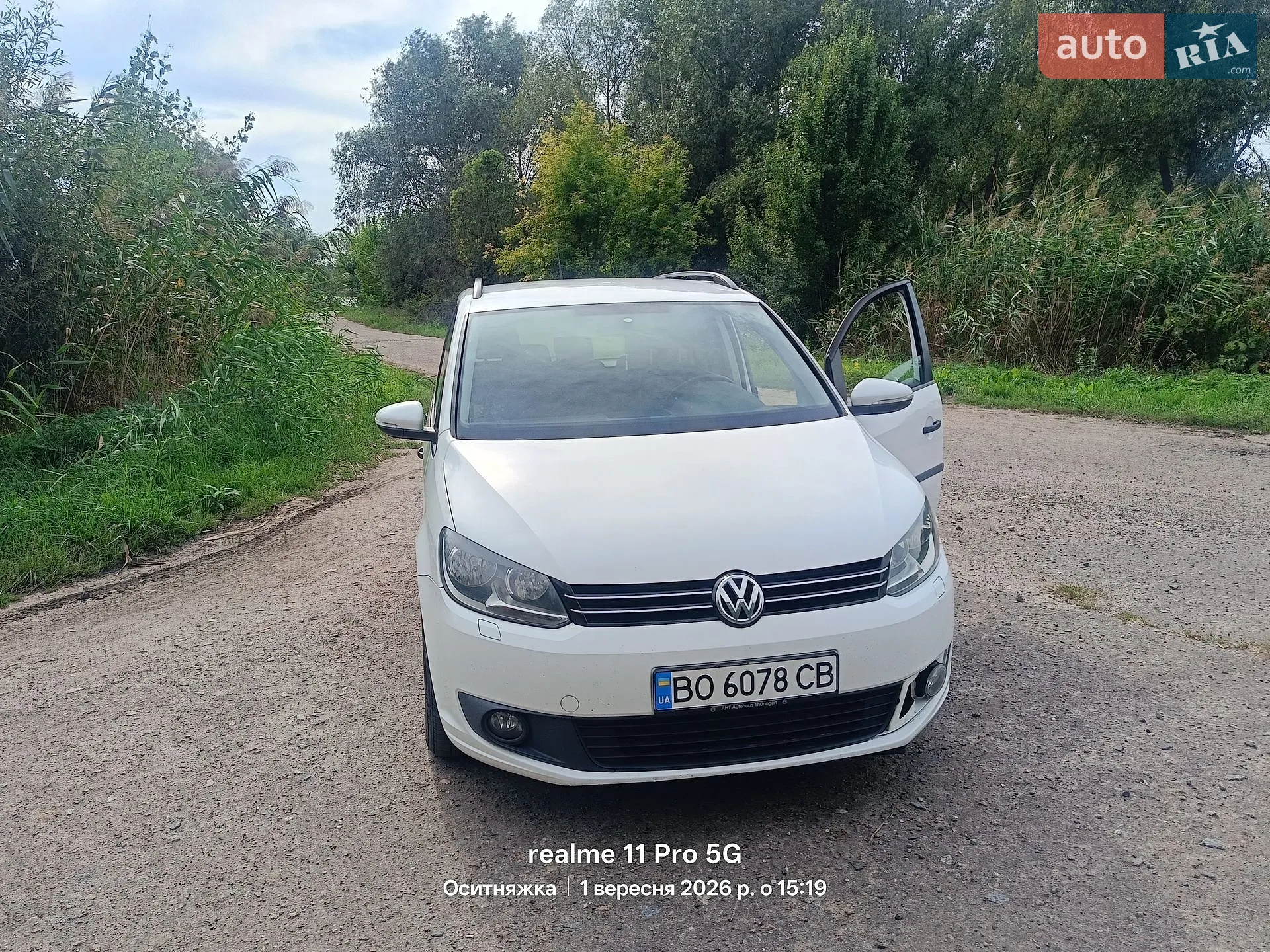 Volkswagen Touran, 2011