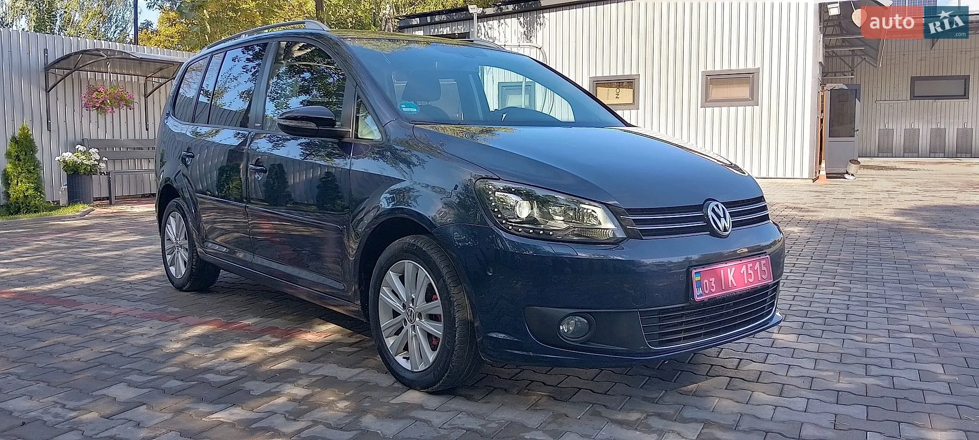 Volkswagen Touran, 2012