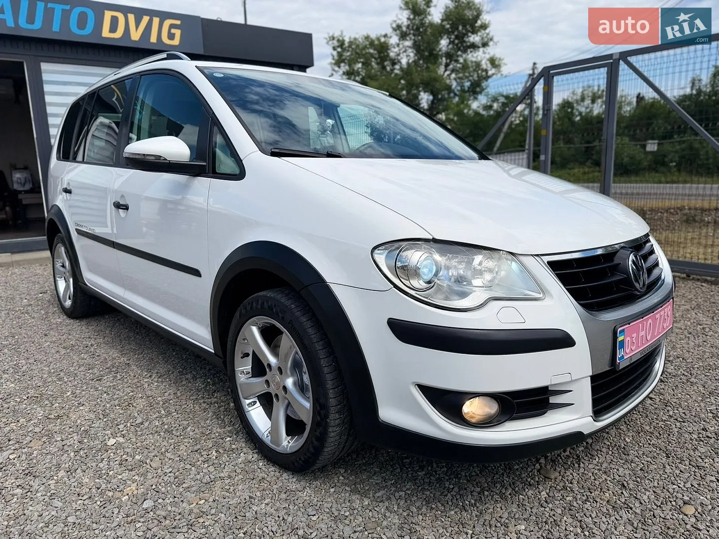 Volkswagen Touran, 2010