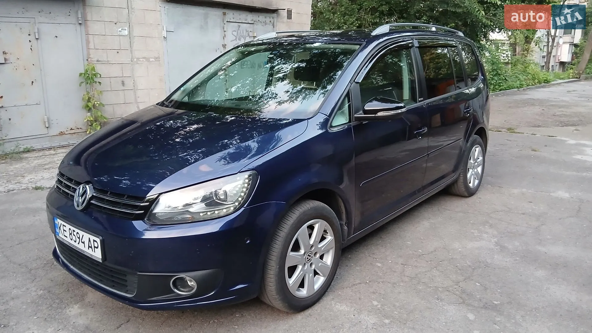 Volkswagen Touran, 2012