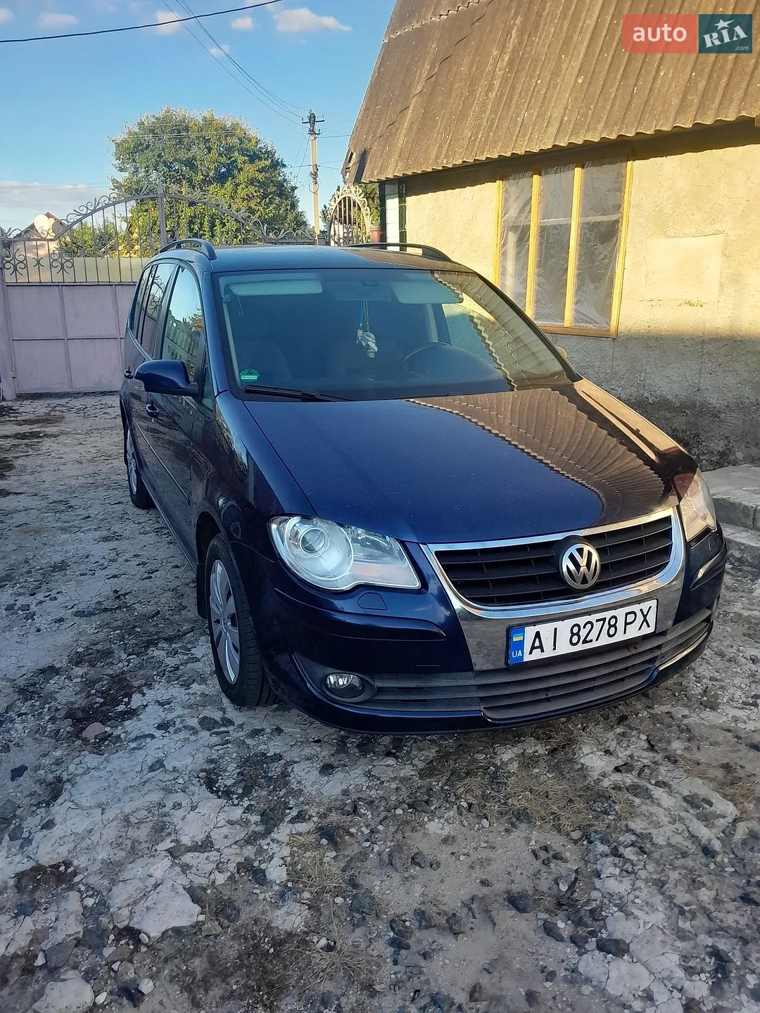 Volkswagen Touran, 2009
