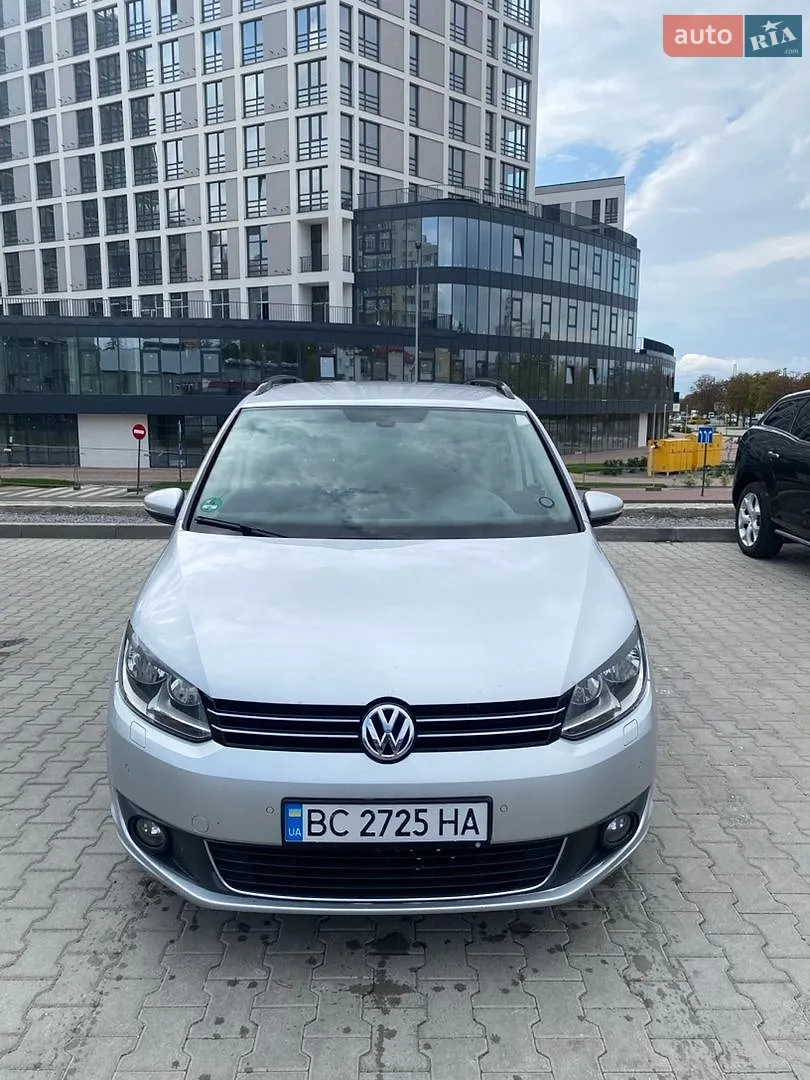 Volkswagen Touran, 2010