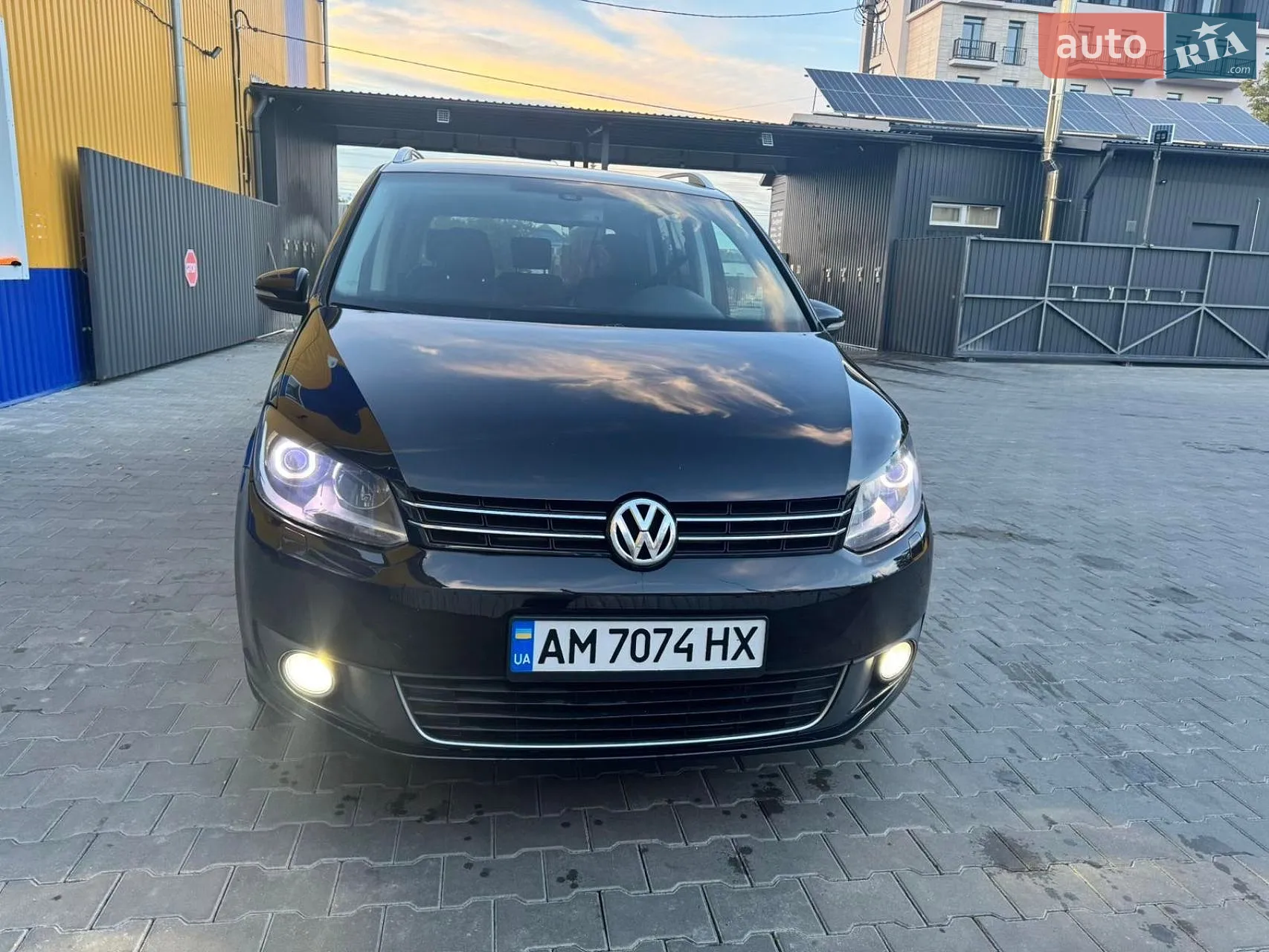 Volkswagen Touran, 2011