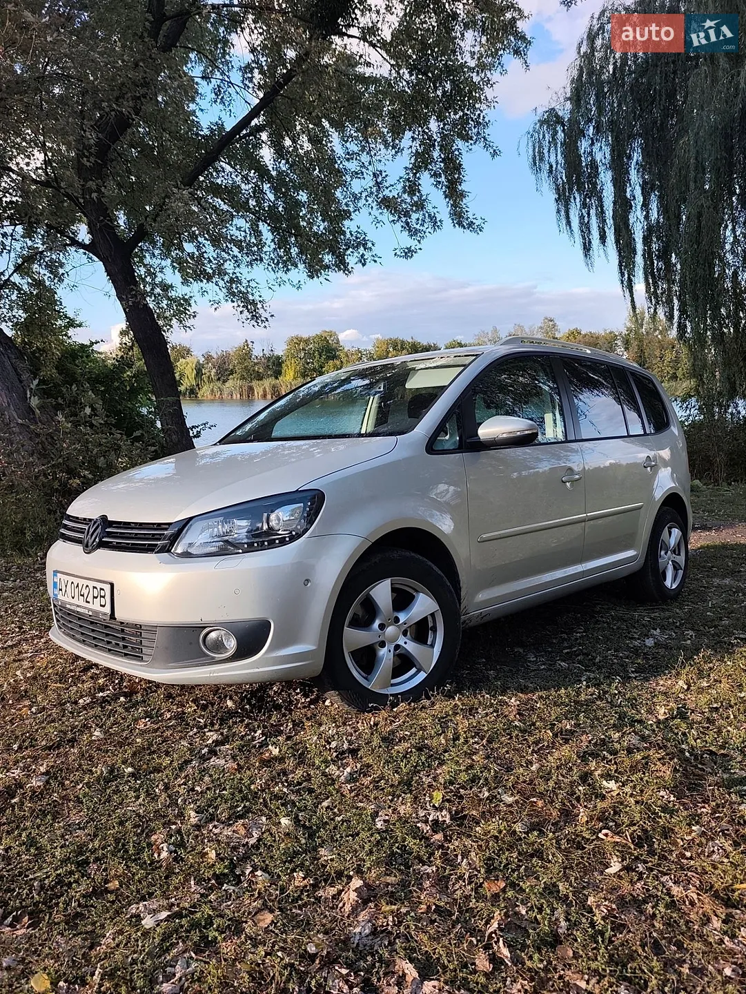 Volkswagen Touran, 2014