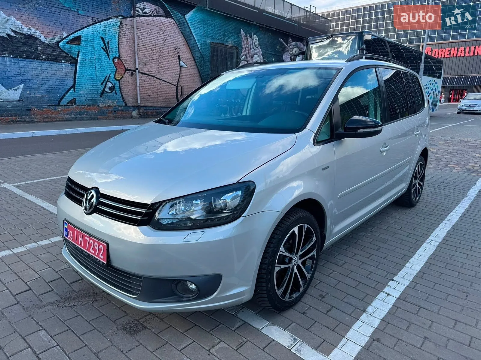 Volkswagen Touran, 2013