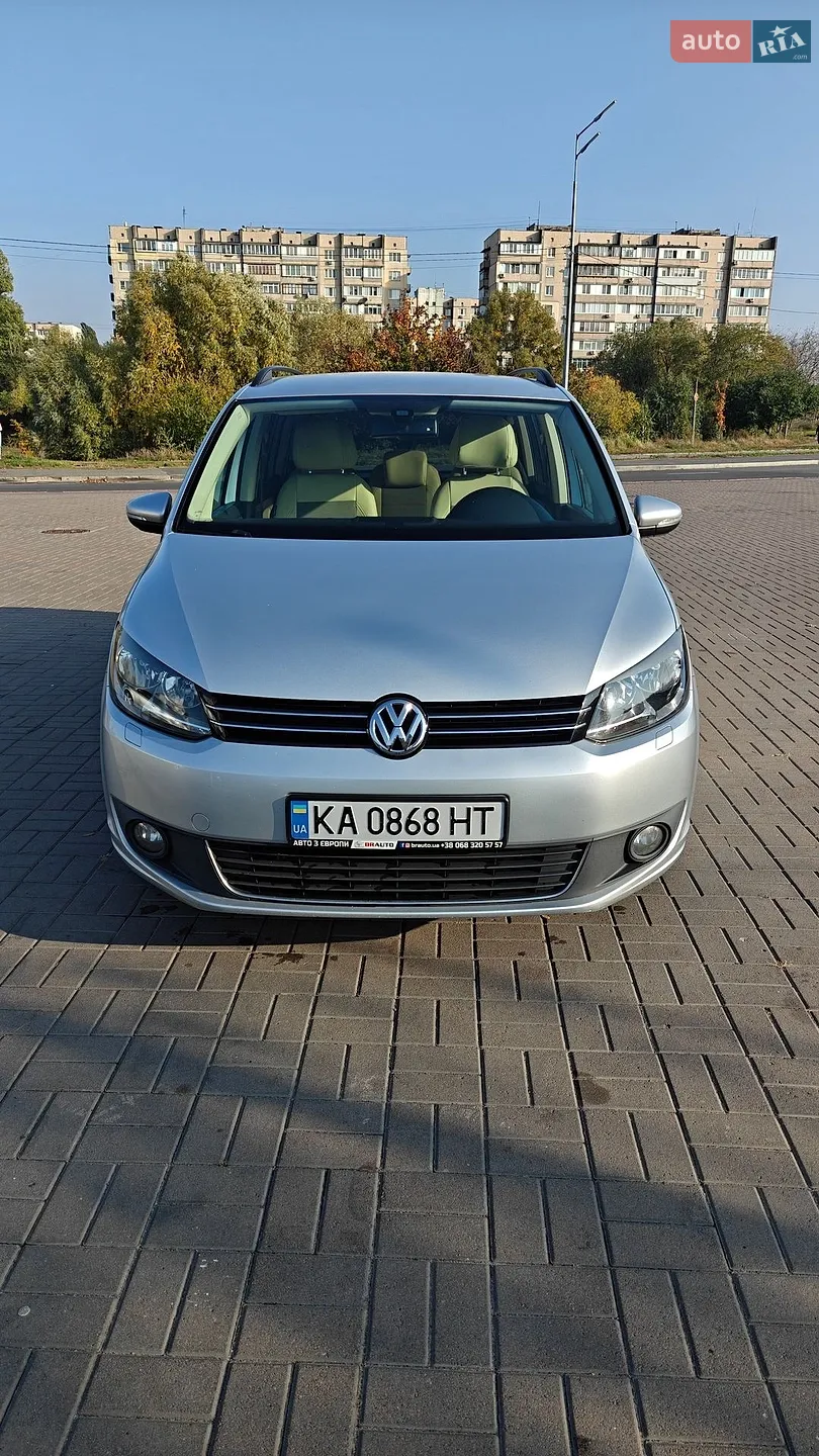 Volkswagen Touran, 2013