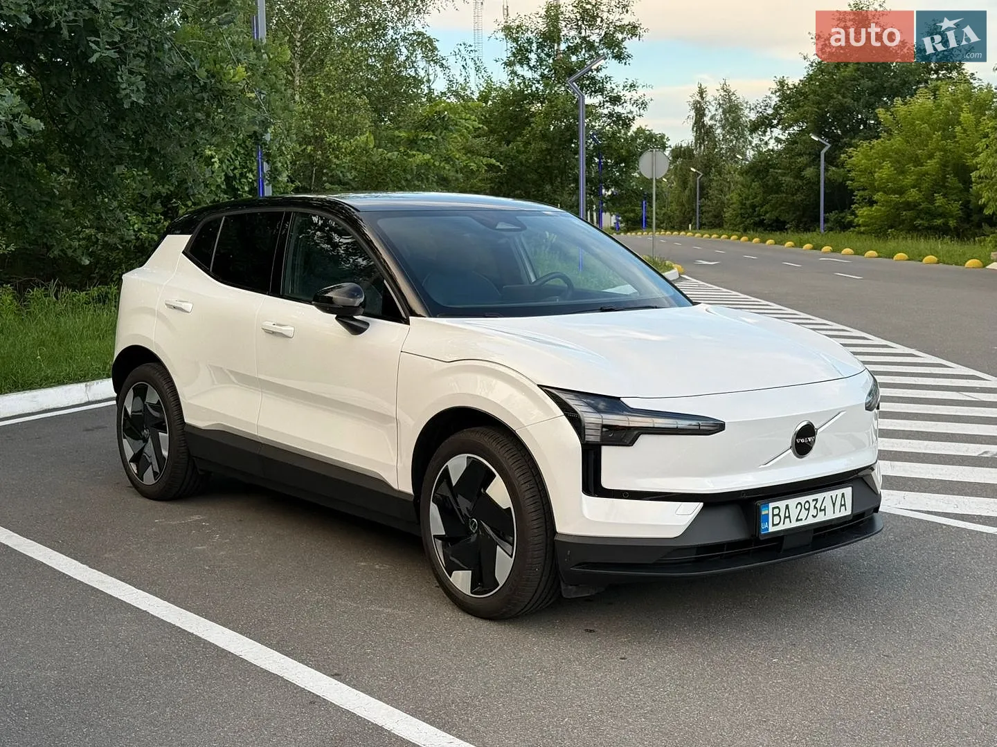 Volvo EX30, 2024