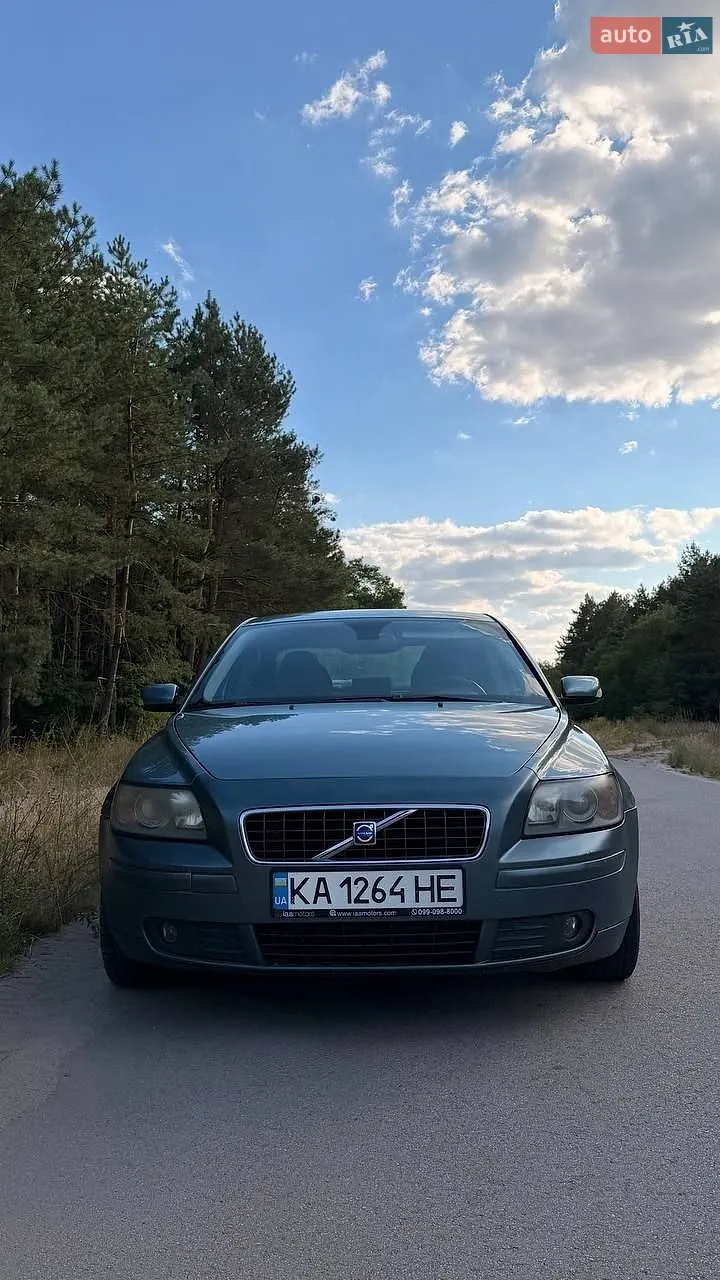 Volvo S40, 2004