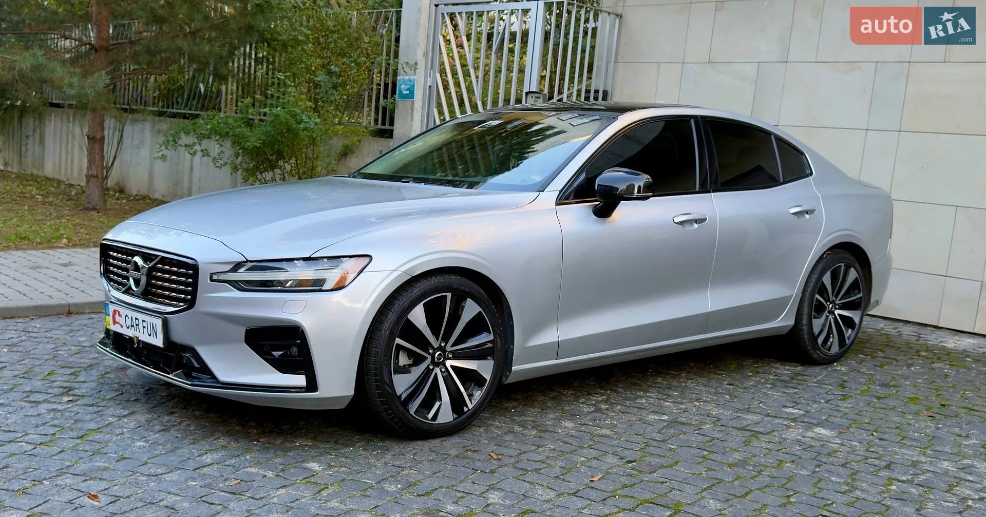 Volvo S60, 2022