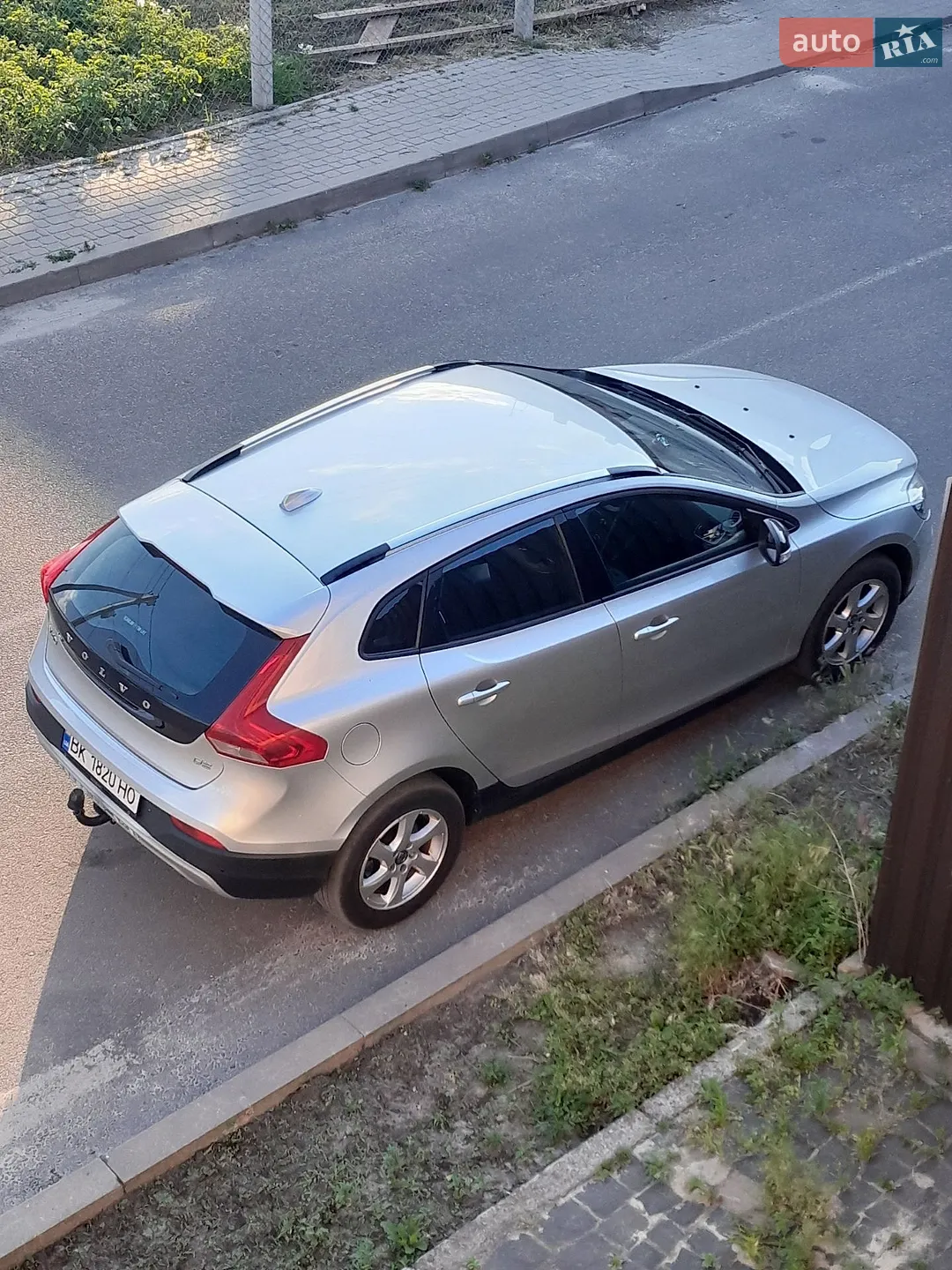 Volvo V40 Cross Country, 2015