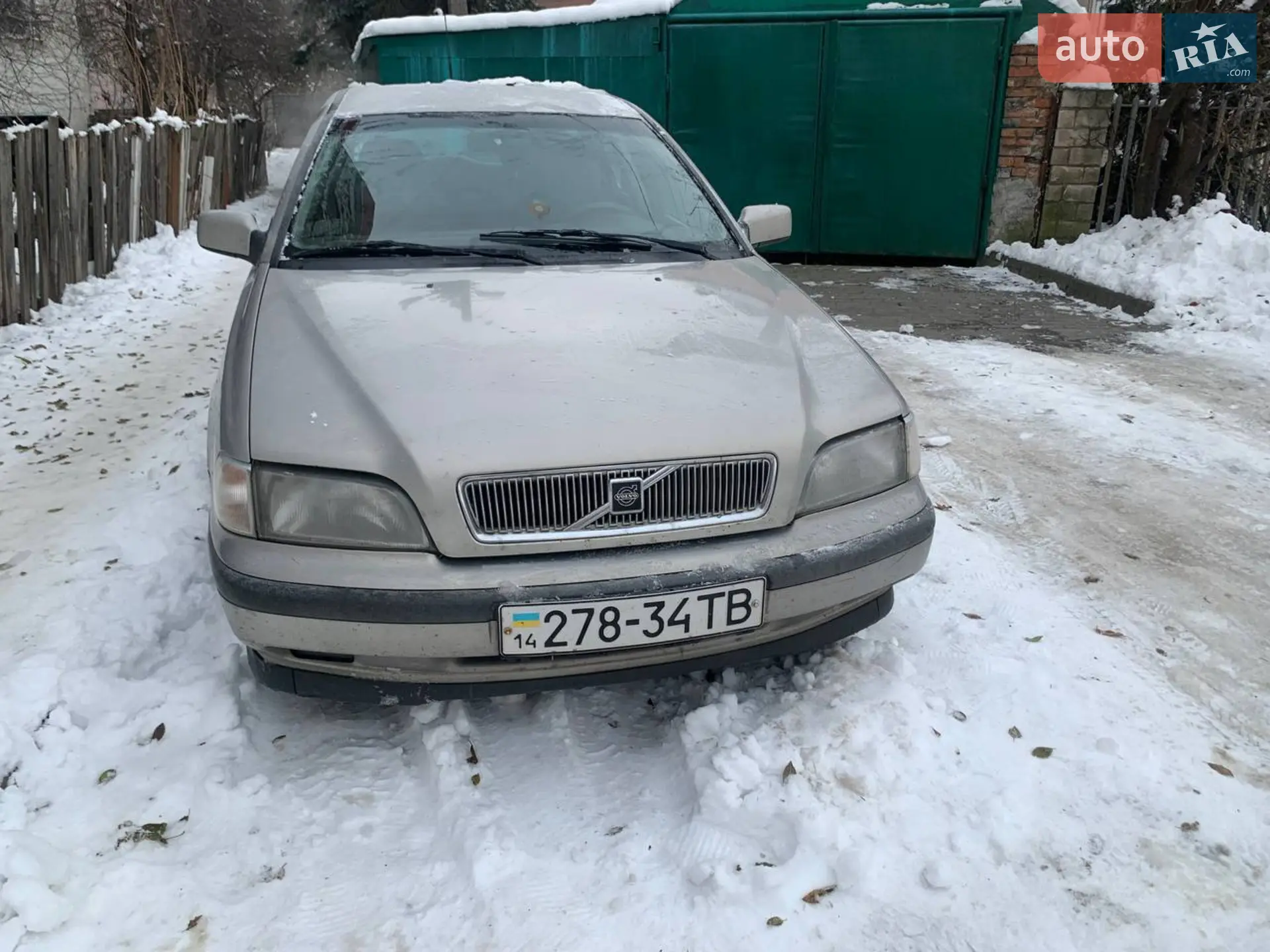 Volvo V40, 1998