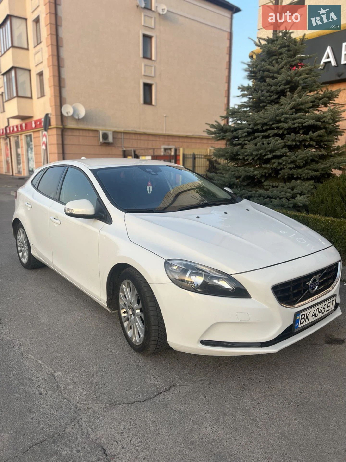 Volvo V40, 2013