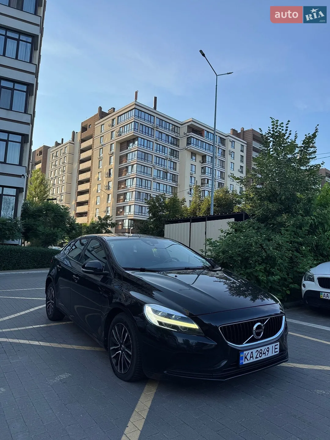 Volvo V40, 2016