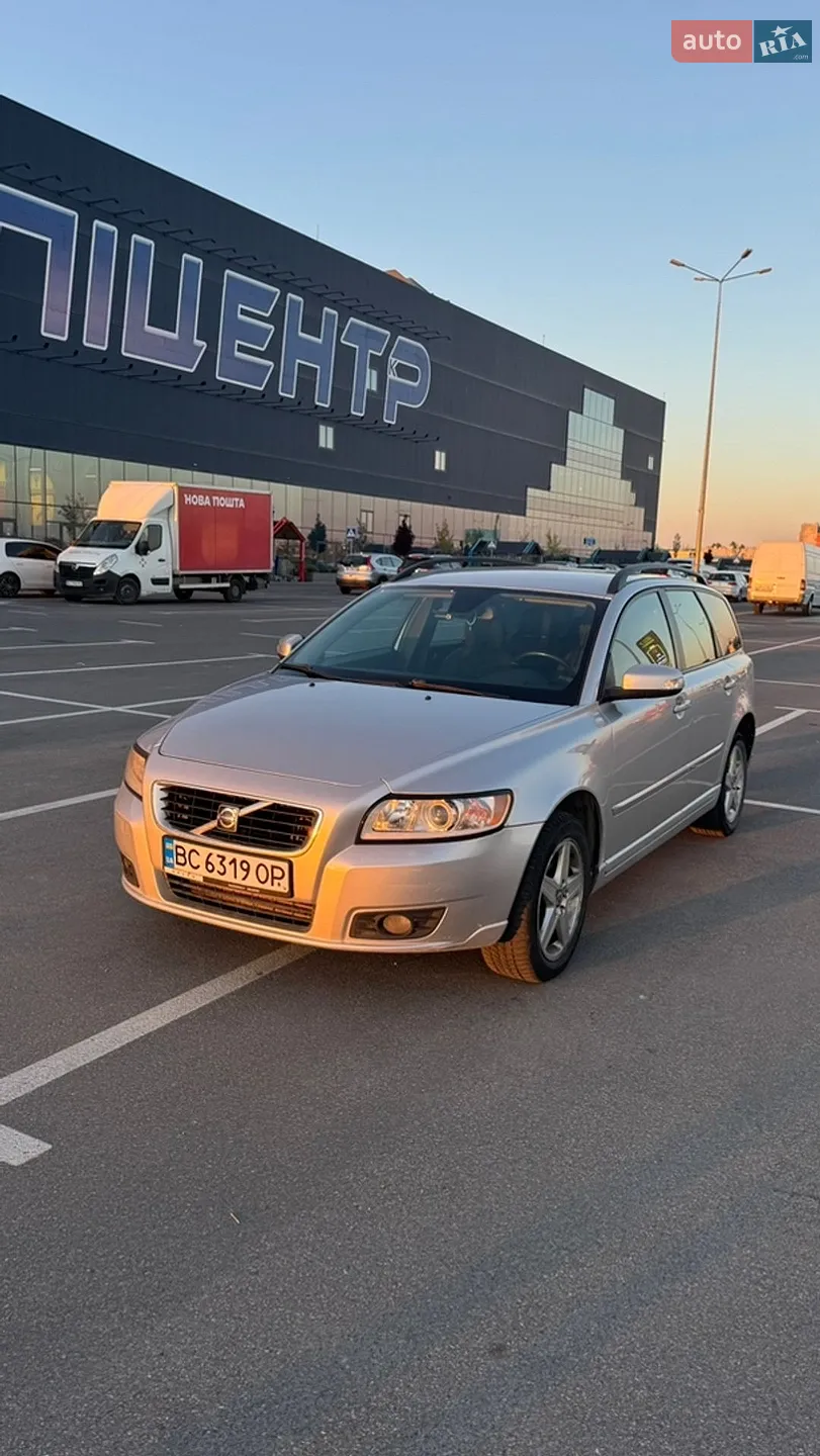 Volvo V50, 2008