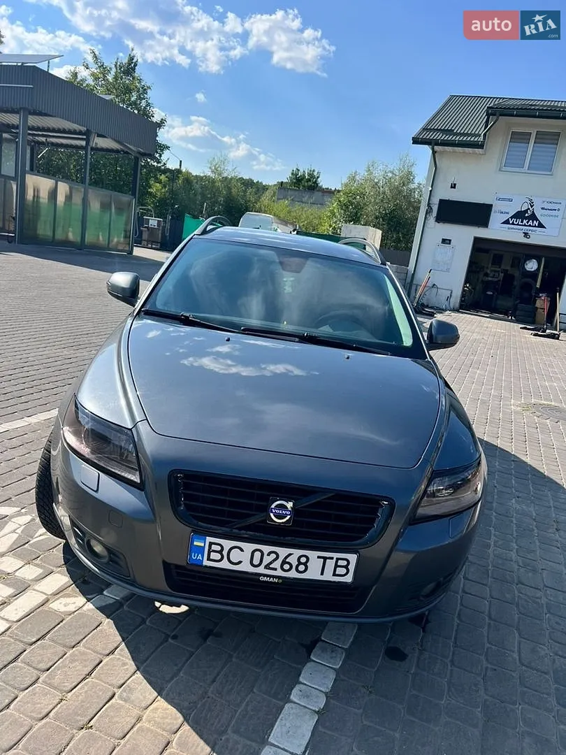 Volvo V50, 2010
