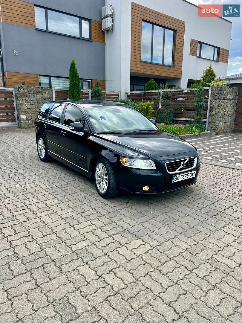 Volvo V50, 2009