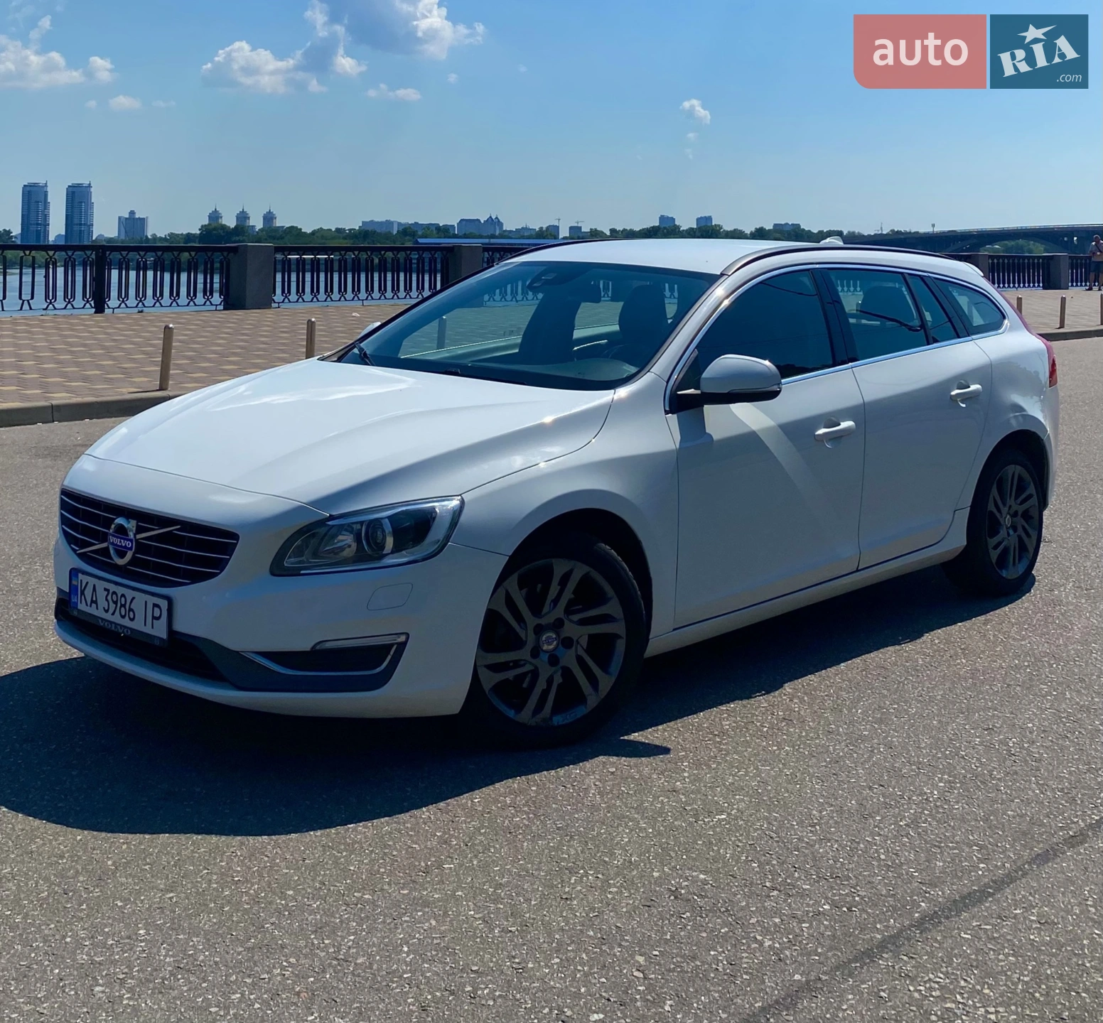 Volvo V60, 2014