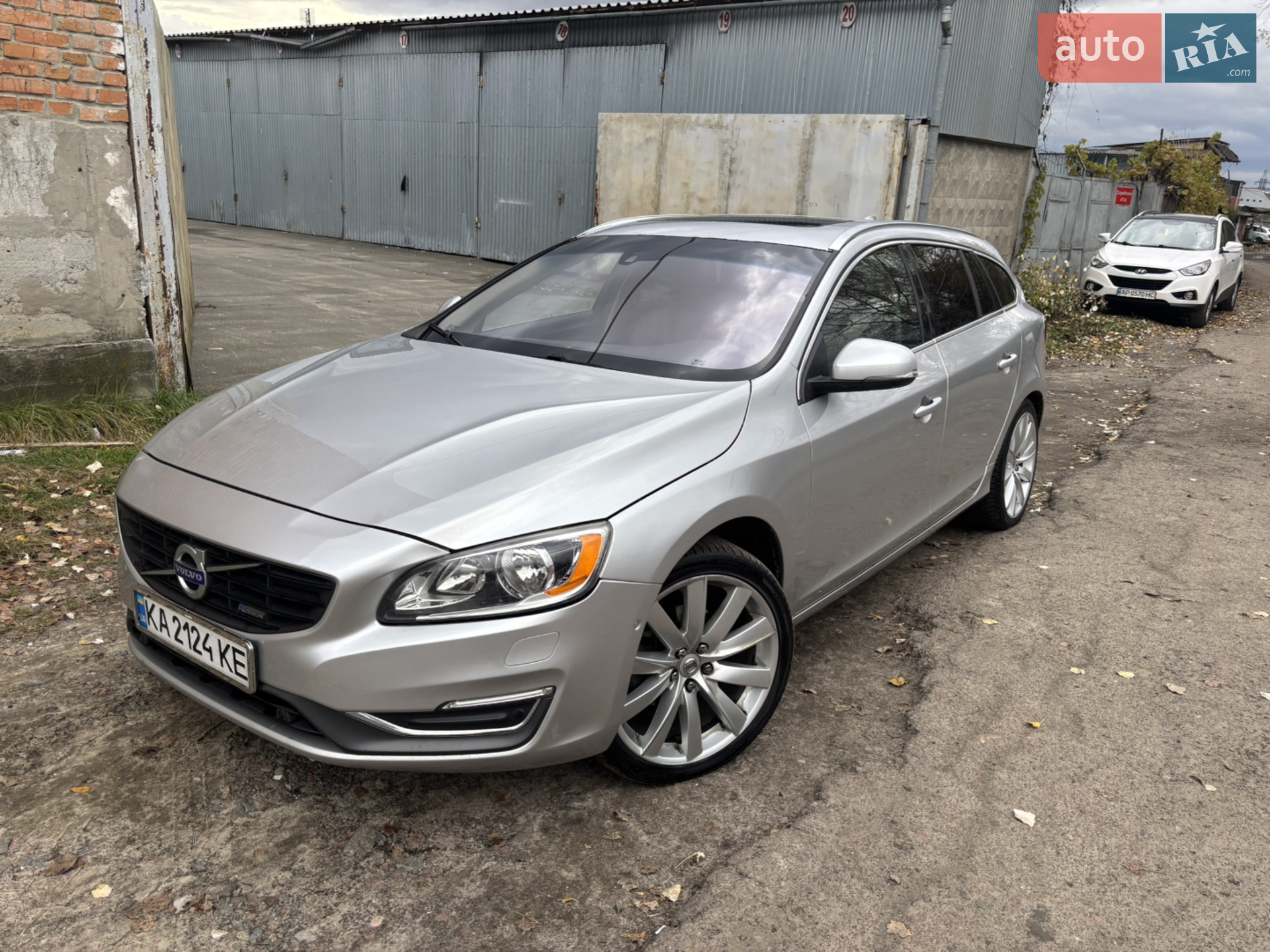 Volvo V60, 2015
