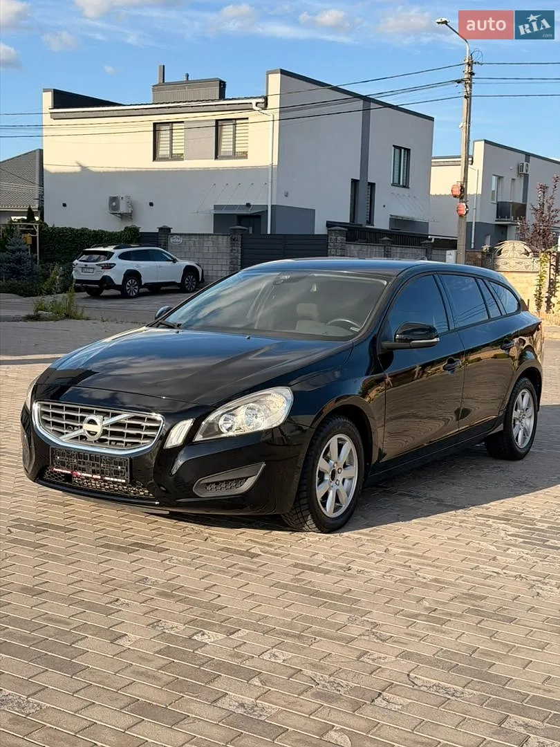 Volvo V60, 2012