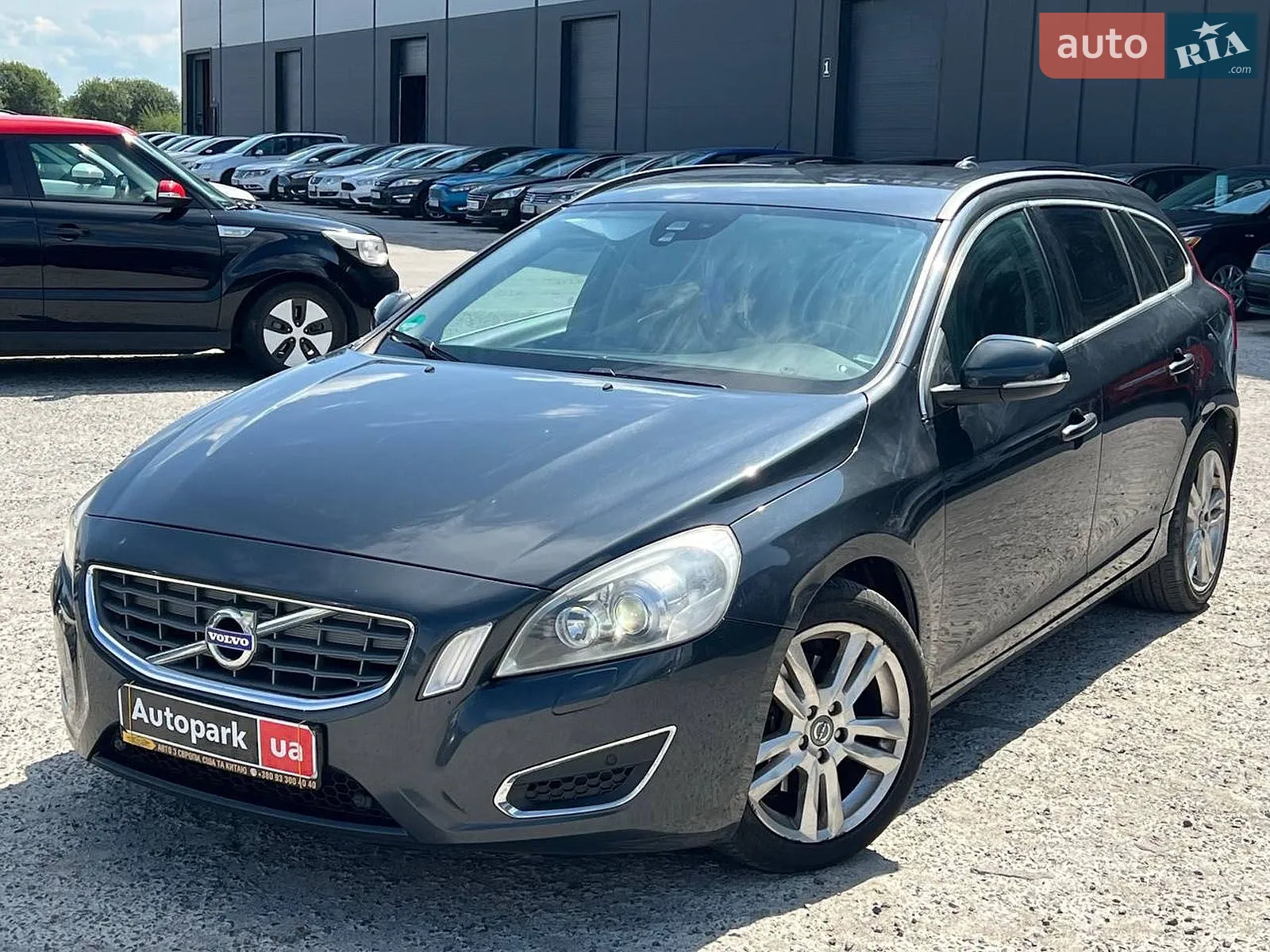 Volvo V60, 2011
