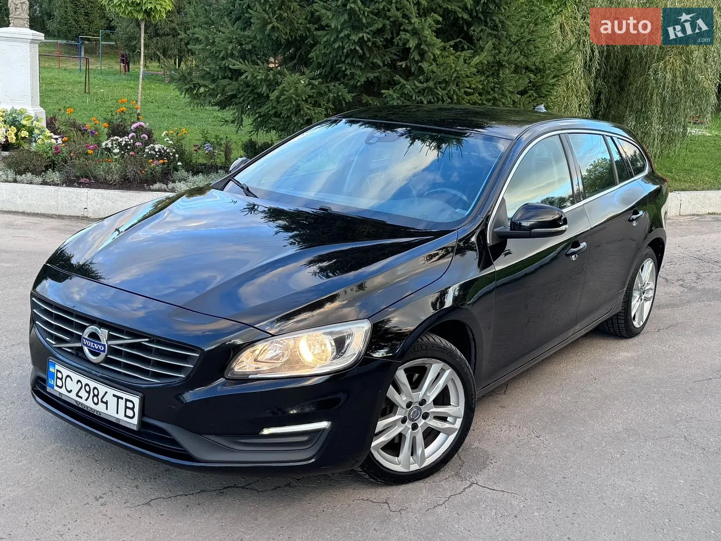 Volvo V60, 2015