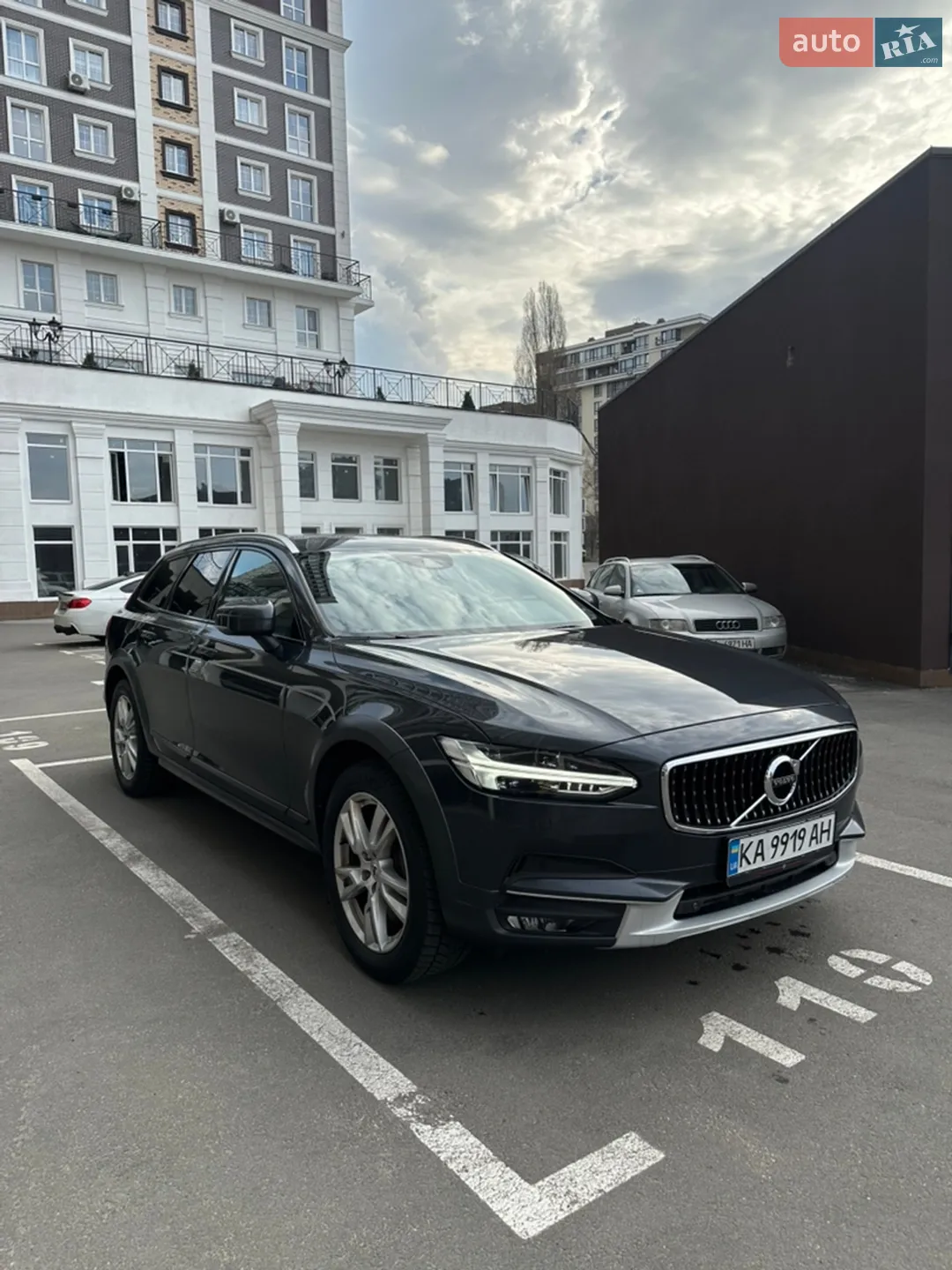 Volvo V90 Cross Country, 2017