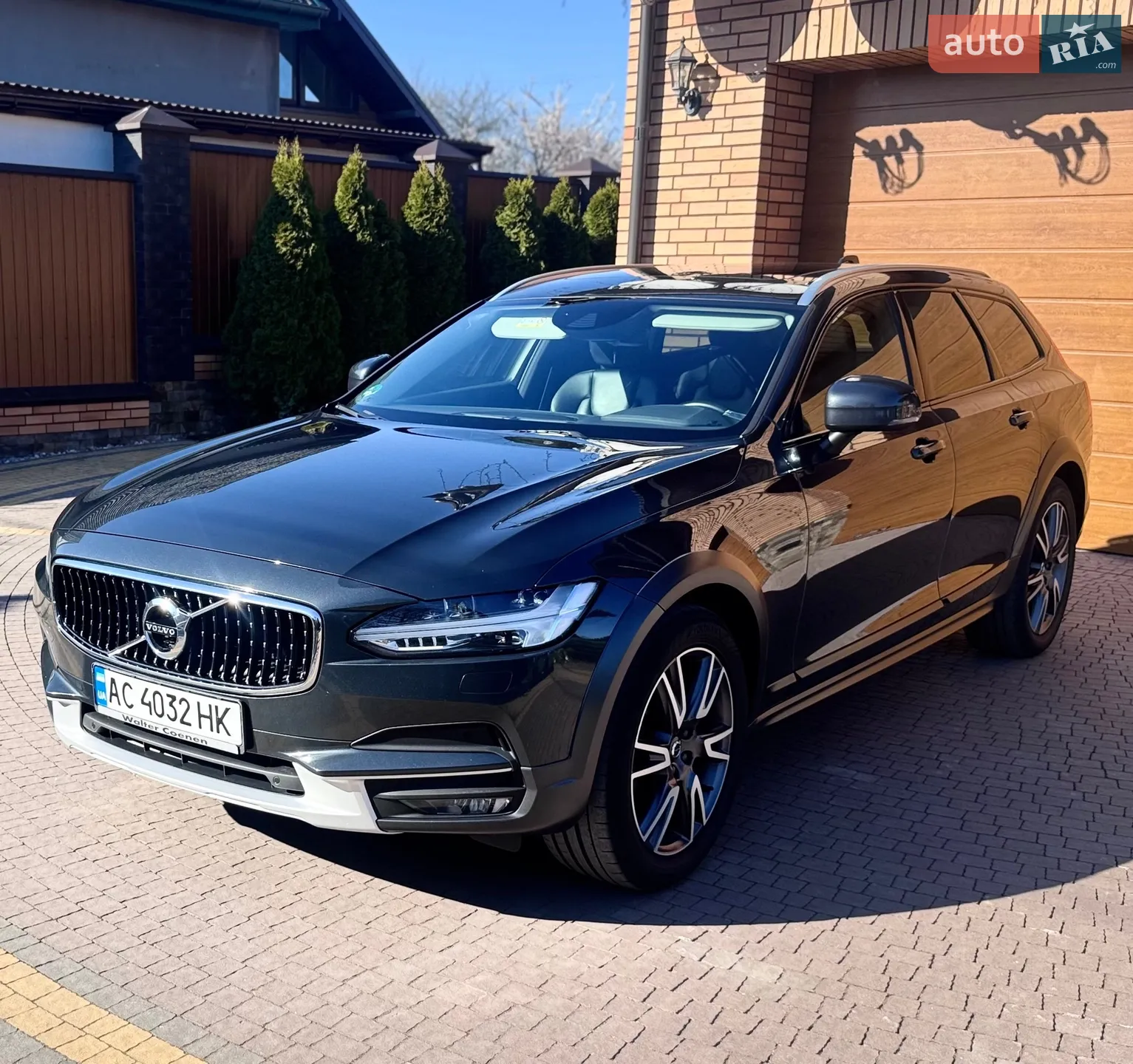 Volvo V90 Cross Country, 2020