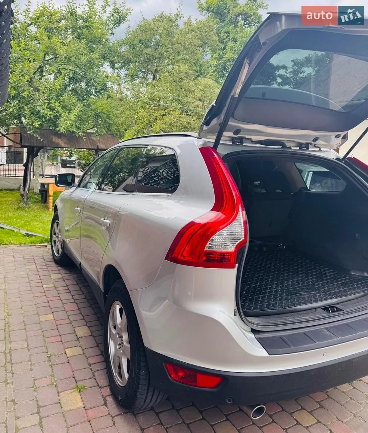 Volvo XC60, 2009
