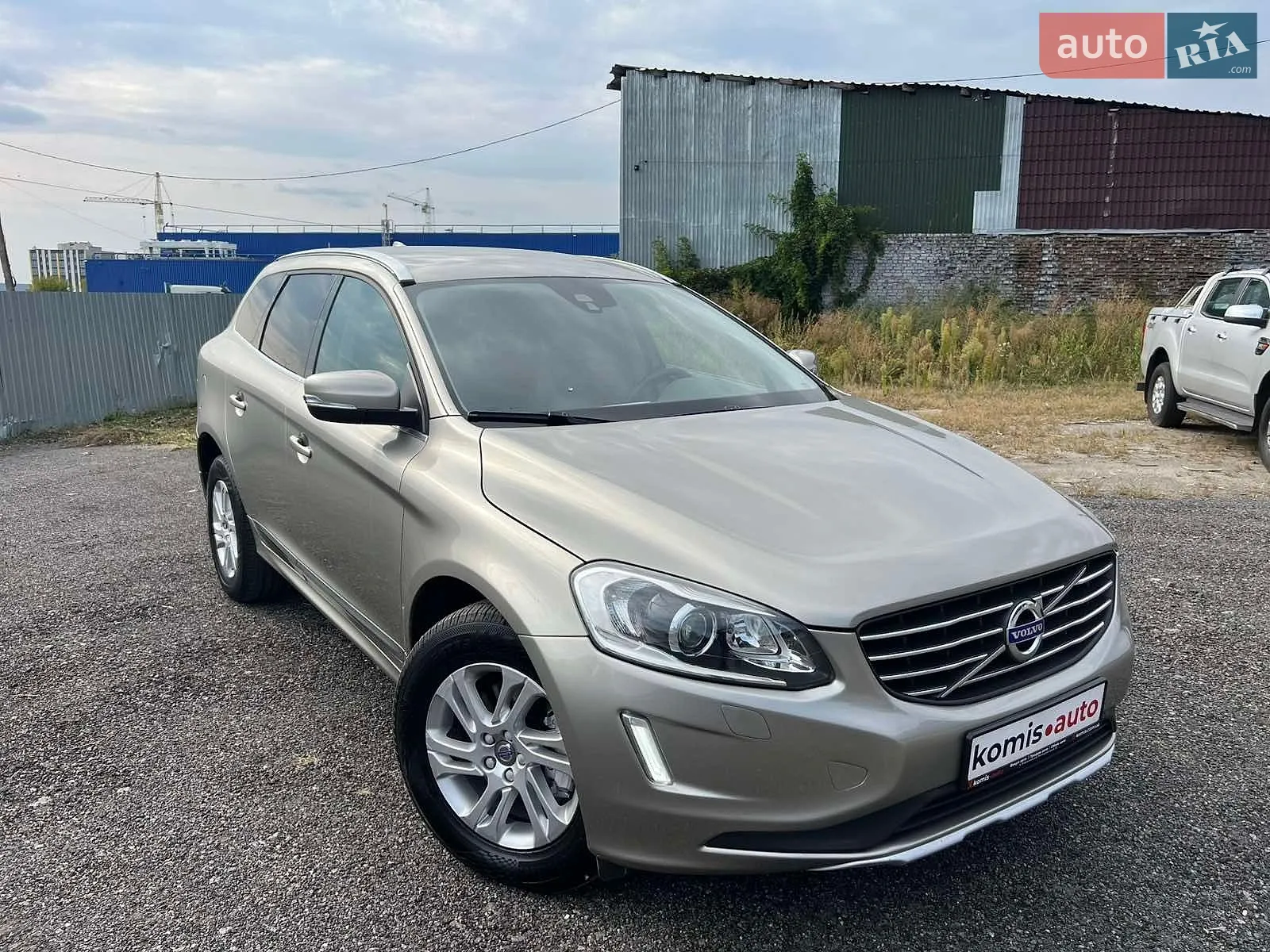 Volvo XC60, 2015